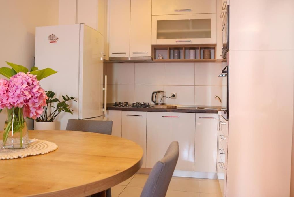 Azure Horizon Apartment Дубровник Екстериор снимка